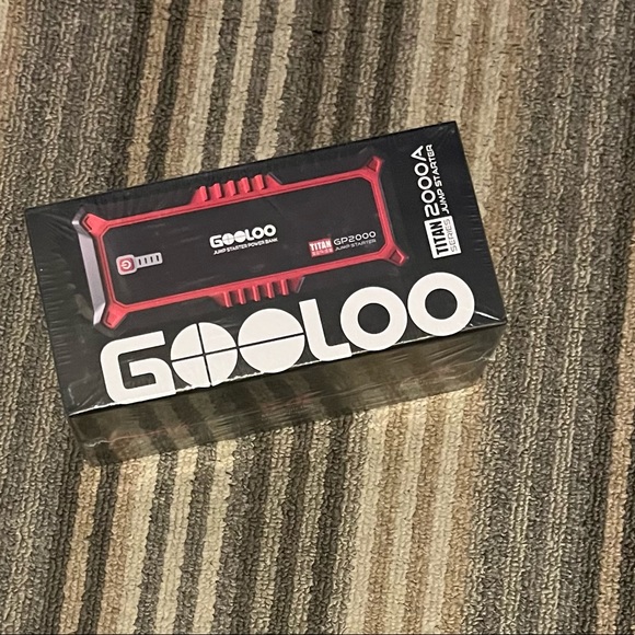Gooloo Jump Starter Power Bank - Picture 1 of 5